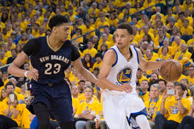 Curry tees up the Pelicans' Anthony Davis